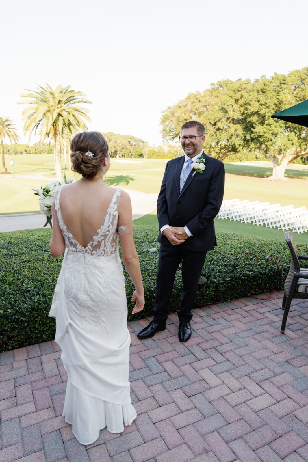 Couple on the fairway, dress detail